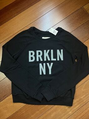 NWT Y2K Abercrombie Brooklyn Logo Sweatshirt
